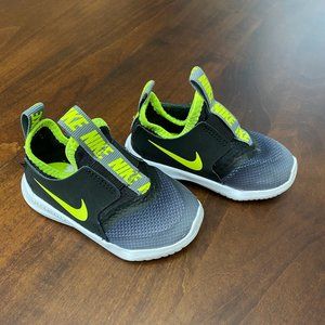Nike Flex Runner Baby/Toddler Sneakers Smoke Gray Volt Black 5T